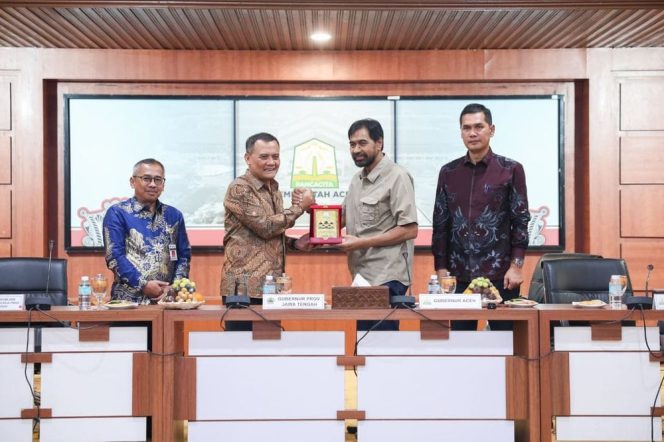 
					Aceh–Jawa Tengah Sepakati Kerja Sama, Target Transaksi Rp1,065 Triliun