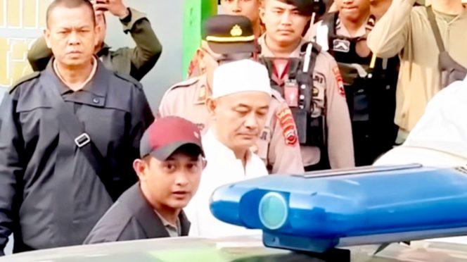 
					Pondok Pesantren di Pekalongan Diguncang Skandal Asusila, Pengasuh Ditangkap Polisi