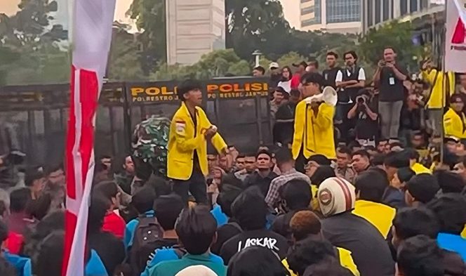 
					BEM UI Gugat Kebijakan Pemerintah, Lima Tuntutan Disuarakan dalam Aksi Besar Mahasiswa