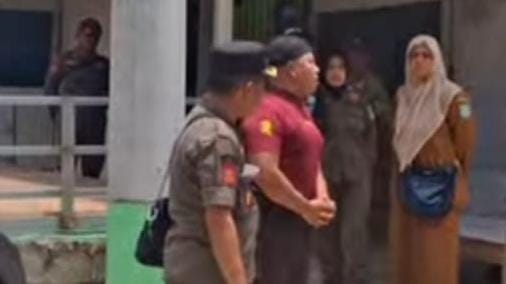 Saat Satpol PP sidak lokasi warkop hijau. 